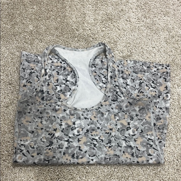 lululemon athletica Gray Patterned Tank Top - Picture 1 of 2